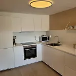 Daire Cozy Apartment, Free Parking *