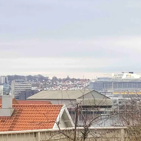 Daire Cozy Apartment, Free Parking *